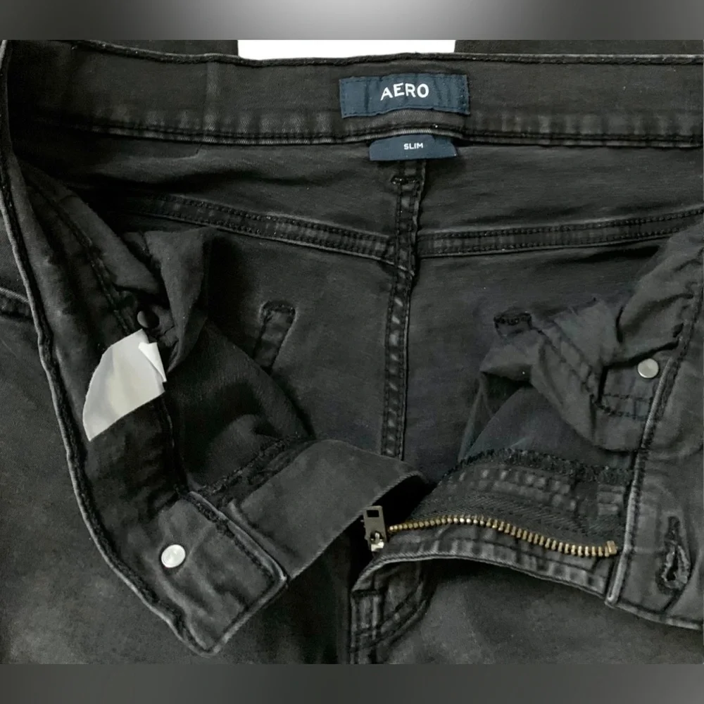 Aero Men’s Black Jeans Slim Size 30x32